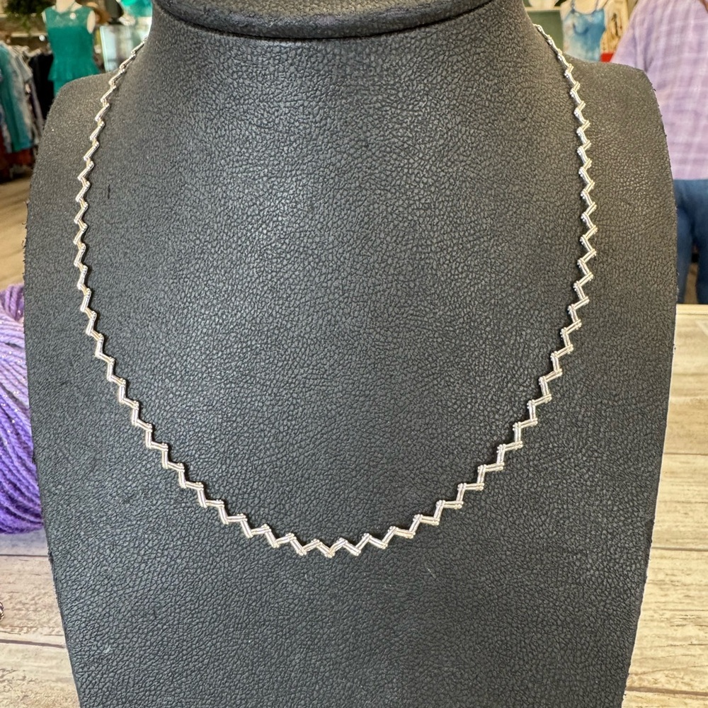 Silver Zigzag Chain Necklace 16-17”